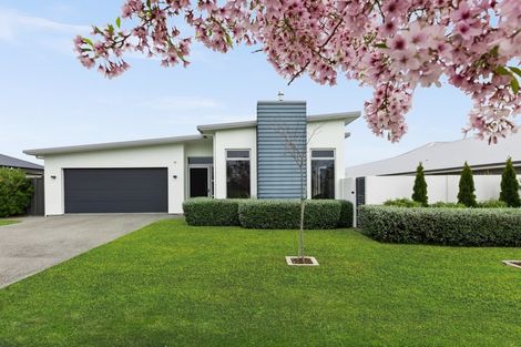 Photo of property in 147 Arataki Road, Havelock North, 4130