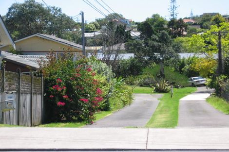 Photo of property in 1/55 Shakespeare Road, Milford, Auckland, 0620