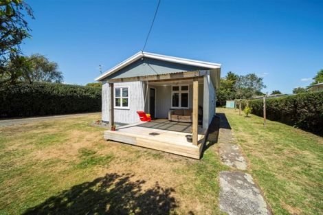 Photo of property in 23 Rosalind Street, Stratford, 4332