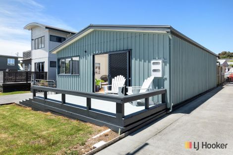 Photo of property in 17 Brighton Road, Waihi Beach, 3611