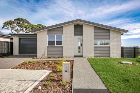 Photo of property in 22 Kekewai Place, Halswell, Christchurch, 8025