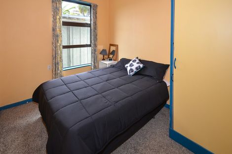 Photo of property in 15 Teignmouth Street, Abbotsford, Dunedin, 9018