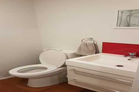 Photo of property in 38 Pitau Road, Mount Maunganui, 3116