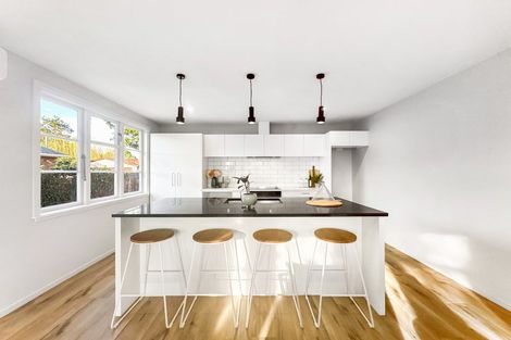 Photo of property in 48 Rowcliffe Crescent, Avonside, Christchurch, 8061