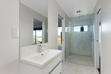 Photo of property in 11 Elmes Place, Matua, Tauranga, 3110