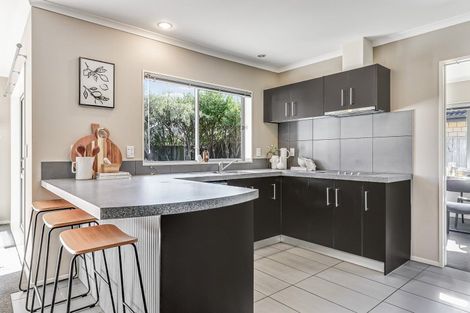 Photo of property in 8 Rosewood Court, Huntington, Hamilton, 3210