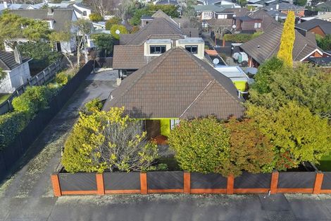 Photo of property in Barton Mews, 1/406 Fergusson Drive, Heretaunga, Upper Hutt, 5018