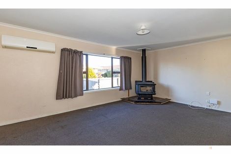 Photo of property in 1 Augustine Street, Waimate, 7924