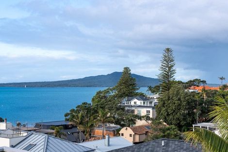 Photo of property in 8a Rarere Road, Hauraki, Auckland, 0622
