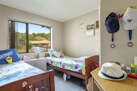 Photo of property in 86 Village Park Drive, Welcome Bay, Tauranga, 3112