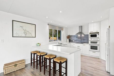 Photo of property in 136 Pinchgut Road, Kaukapakapa, 0873