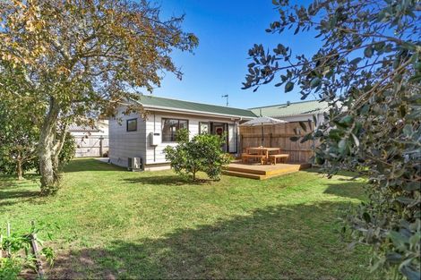 Photo of property in 16b Doncaster Drive, Papamoa Beach, Papamoa, 3118