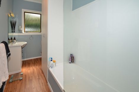 Photo of property in 15 Teignmouth Street, Abbotsford, Dunedin, 9018