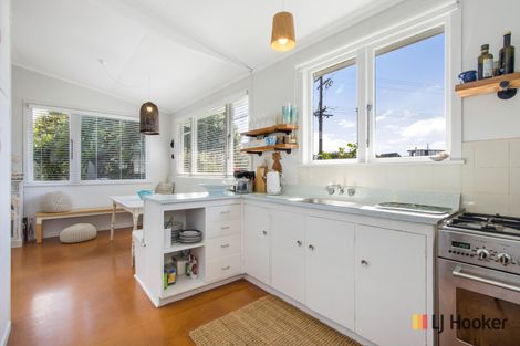 Photo of property in 17 Leo Street, Waihi Beach, 3611