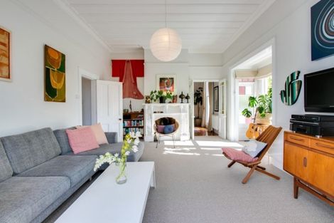 Photo of property in 13 Colenso Avenue, Hospital Hill, Napier, 4110