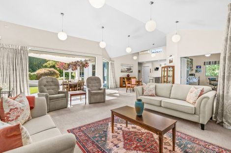 Photo of property in 12 Laing Cove, Havelock North, 4130