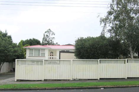 Photo of property in 44 Kamara Road, Glen Eden, Auckland, 0602