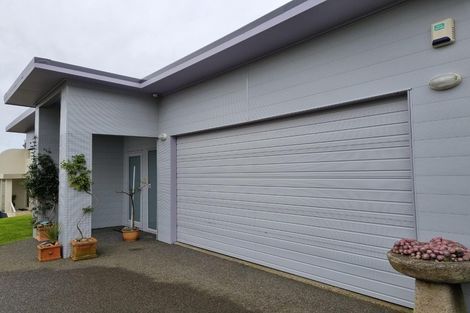 Photo of property in 6 Cromarty Place, Papakowhai, Porirua, 5024