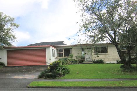Photo of property in 4 Fratley Avenue, Farm Cove, Auckland, 2012