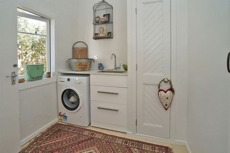 Photo of property in 21 Steele Road, Forest Lake, Hamilton, 3200