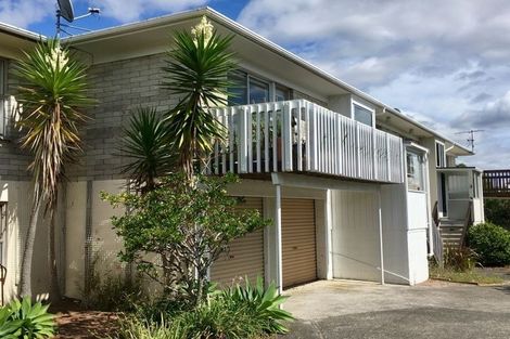 Photo of property in 2/41 Jutland Road, Hauraki, Auckland, 0622