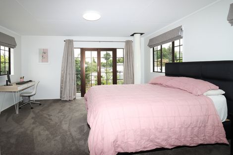 Photo of property in 10 Kereru Place, Masterton, 5810