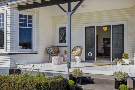 Photo of property in 33 Dives Avenue, Hawera, 4610