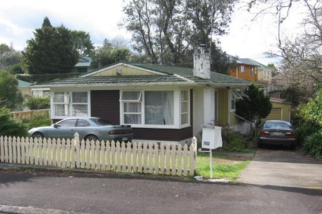 Photo of property in 10 Carey Street, Maeroa, Hamilton, 3200