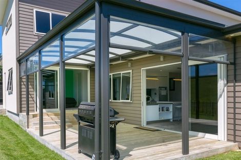 Photo of property in 5d Vardon Way, Waiwhakaiho, New Plymouth, 4312