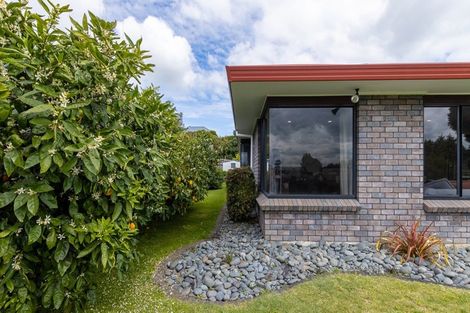 Photo of property in 24 Sheridan Crescent, Leamington, Cambridge, 3432