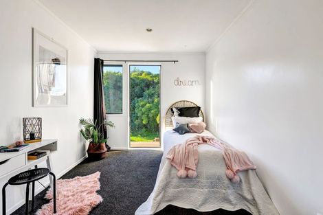 Photo of property in 2/4 Puaha Street, Takapuwahia, Porirua, 5022