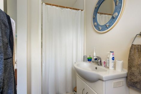 Photo of property in 121 Te Tutu Street, Whangamata, 3691