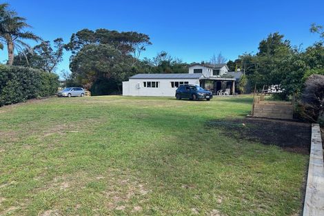 Photo of property in 9 Kakariki Road, Ngunguru, Whangarei, 0173