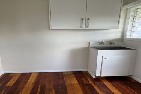 Photo of property in 1/39 Kia Ora Road, Beach Haven, Auckland, 0626