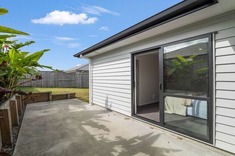 Photo of property in 13 Olney Court, One Tree Point, 0118