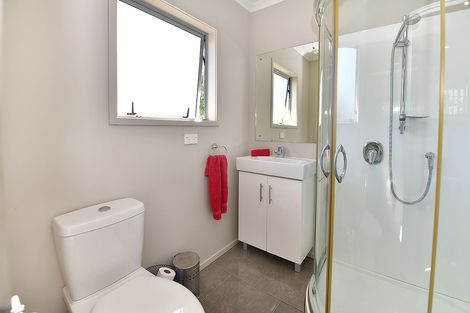 Photo of property in 5a Hammond Avenue, Hatfields Beach, Orewa, 0931