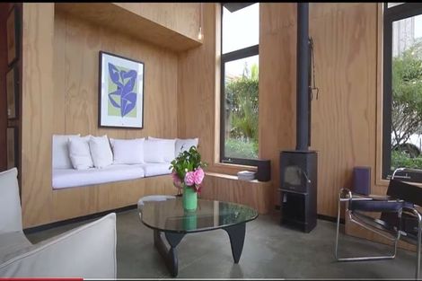 Photo of property in 21a Old Lake Road, Narrow Neck, Auckland, 0624