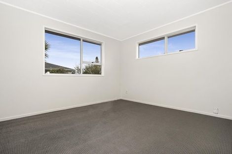 Photo of property in 11 Gambare Place, Wattle Downs, Auckland, 2103
