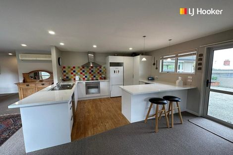 Photo of property in 58 Eglinton Road, The Glen, Dunedin, 9011