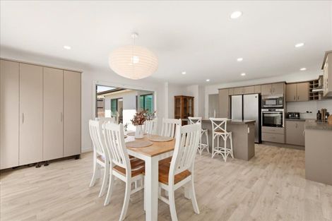 Photo of property in 22 Harbelle Close, Bethlehem, Tauranga, 3110