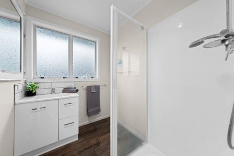 Photo of property in 39 High Street East, Waitara, 4320