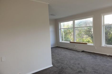 Photo of property in 6 Stephen Street, Tawa, Wellington, 5028