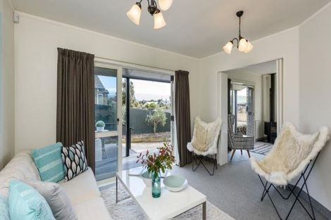 Photo of property in 32 Rutherford Drive, Waikanae Beach, Waikanae, 5036