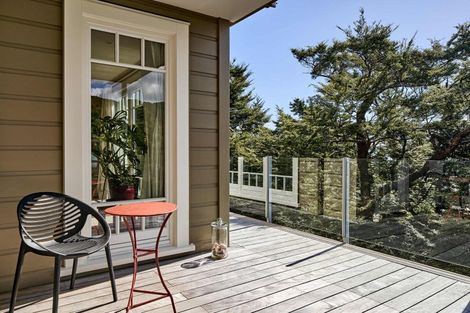 Photo of property in 18 Huia Road, Days Bay, Lower Hutt, 5013