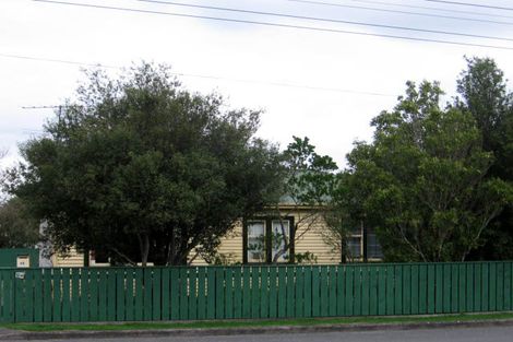 Photo of property in 46 Wakefield Street, Featherston, 5710