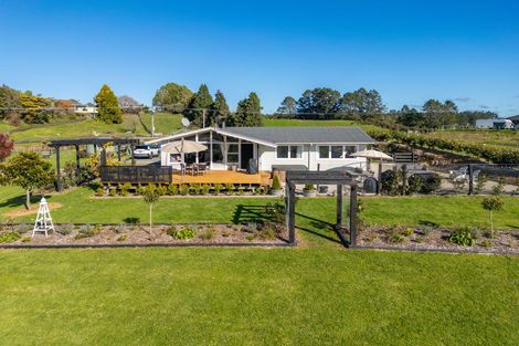 Photo of property in 12 Taumata Road, Pyes Pa, Tauranga, 3173