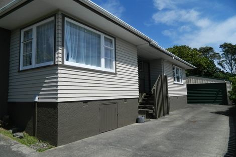 Photo of property in 26 Horokiwi Road West, Newlands, Wellington, 6037