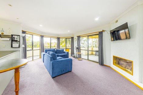 Photo of property in 223 Hill Road, The Gardens, Auckland, 2105