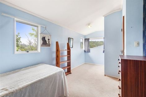 Photo of property in 128 Kahu Road, Paremata, Porirua, 5024