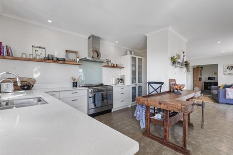 Photo of property in 238 Puketutu Road, Matamata, 3472